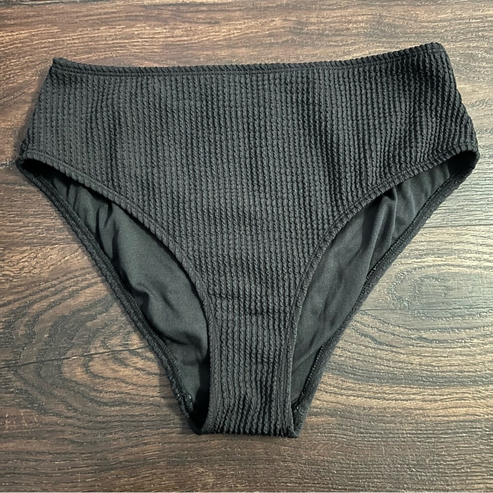 No Boundaries Black Textured Swim Bottoms Juniors size Large 11-13